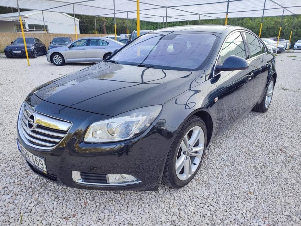 Opel Insignia 2.0 CDTI Edition 107.270 KM-MAGYA...
