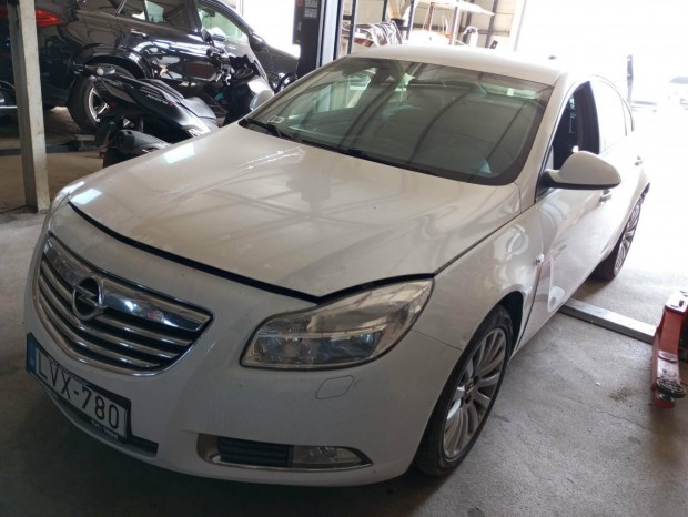 Opel Insignia 2.0 CDTI Edition Sorsz�m:104