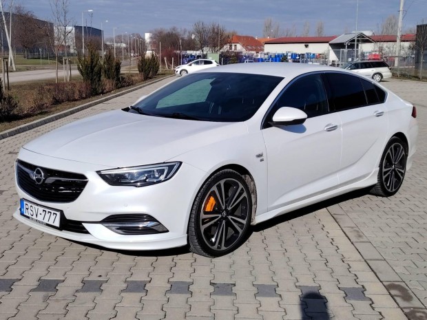 Opel Insignia 2.0 T AWD Cosmo (Automata) EURO6...