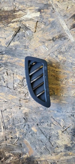 Opel Insignia A 08 M�szerfal tetej�n kicsi szell�z� szell�z� r�cs 4085