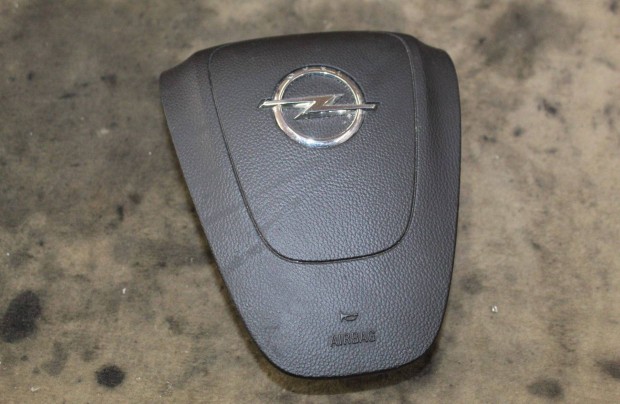 Opel Insignia A 2011 kormánylégzsák 13270401