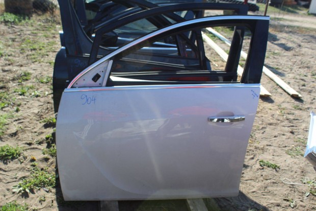 Opel Insignia A bal első ajtó komplett(904.)