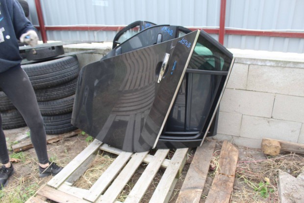 Opel Insignia A komplett jobb hts ajt (1543)