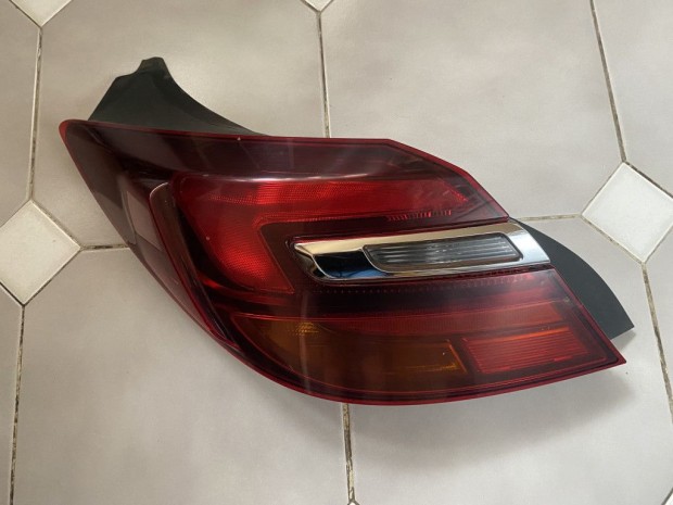 Opel Insignia B bal h�ts� l�mpa 23160567