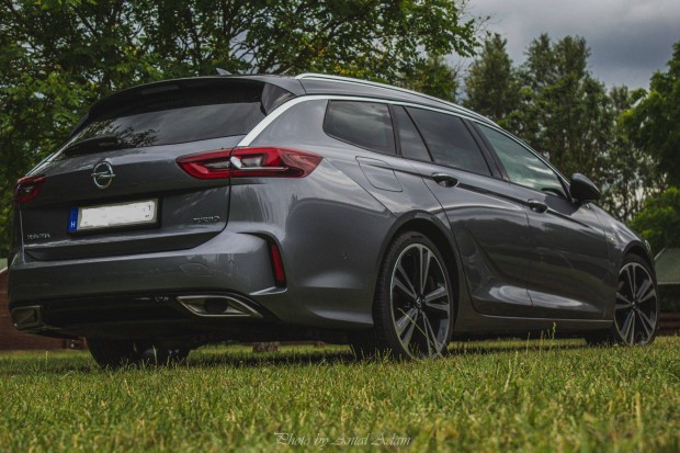 Opel Insignia B hátsó Gsi kombi lökhárító