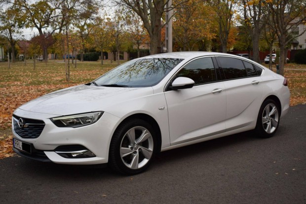 Opel Insignia Grand Sport 1.6 CDTI Innovation S...