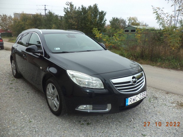 Opel Insignia Sport Tourer 1.8 Edition