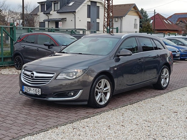 Opel Insignia Sports Tourer 1.6 T Active Start...