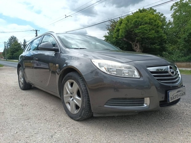 Opel Insignia Sports Tourer 1.8 BATU-CAR ahol a...
