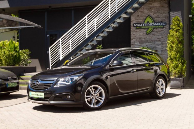 Opel Insignia Sports Tourer 2.0 CDTI Cosmo Star...