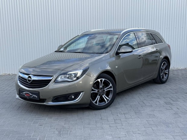 Opel Insignia Sports Tourer 2.0 CDTI Cosmo Star...