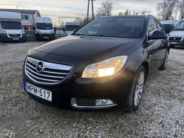 Opel Insignia Sports Tourer 2.0 CDTI Cosmo Star...