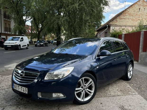 Opel Insignia Sports Tourer 2.0 CDTI Cosmo (Aut...