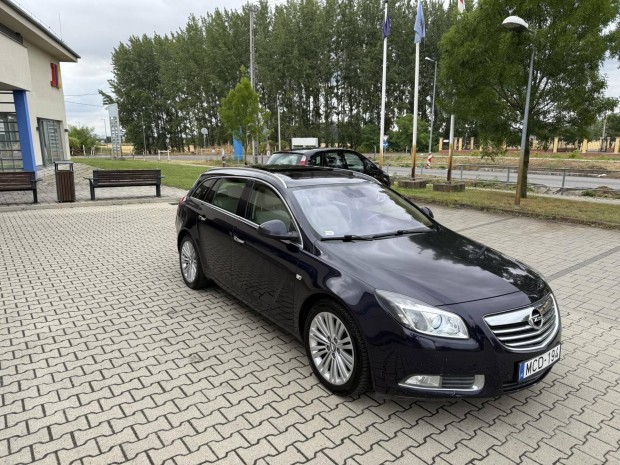Opel Insignia Sports Tourer 2.0 CDTI Cosmo (Aut...