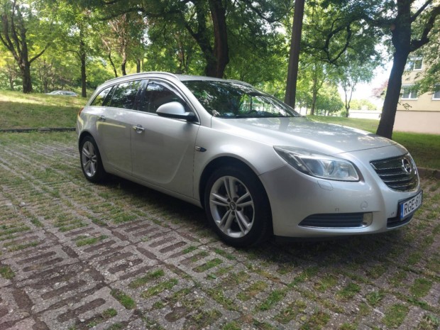 Opel Insignia Sports Tourer 2.0 CDTI Edition Bi...