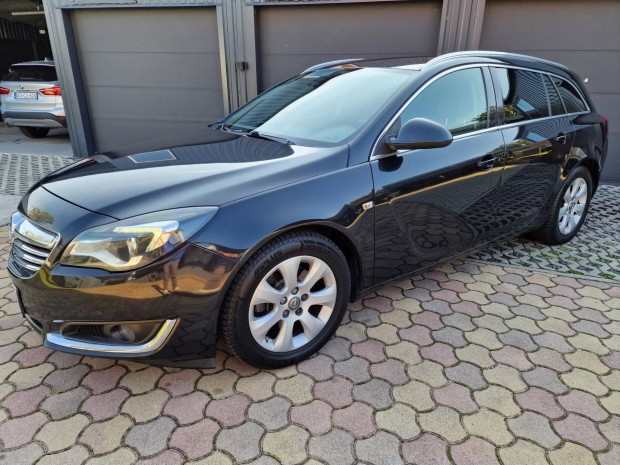 Opel Insignia Sports Tourer 2.0 CDTI Sport Gara...