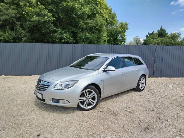 Opel Insignia Sports Tourer 2.0 CDTI Végig Magy...