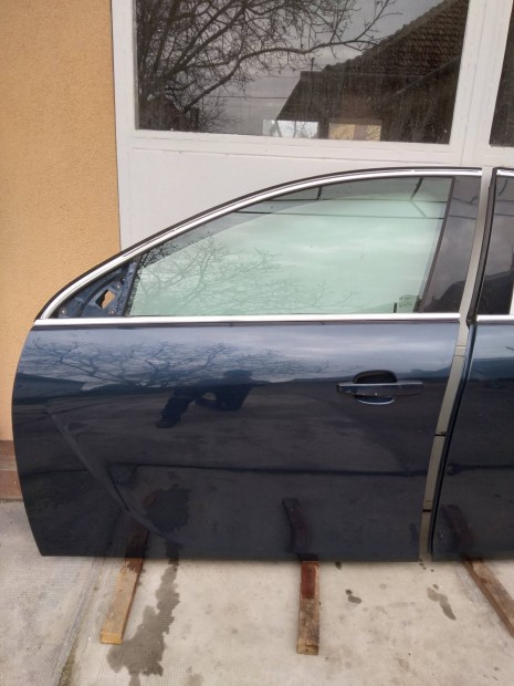 Opel Insignia bal oldali ajt�k elad�k!