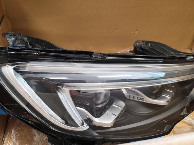 Opel Insignia fényszóró