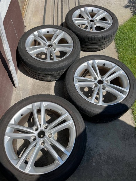 Opel Insignia gyári 18" kerekei 5x120 osztókörre olcsón