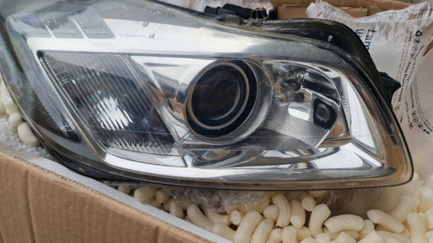 Opel Insignia gyári, használt xenon fényszóró párban
