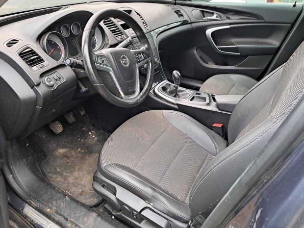 Opel Insignia műszerfal héj