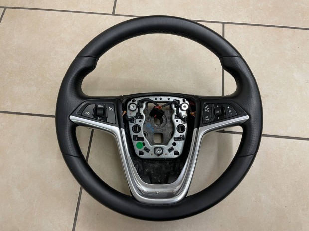 Opel Insignia szép gyári bontott bőr multikormány eladó