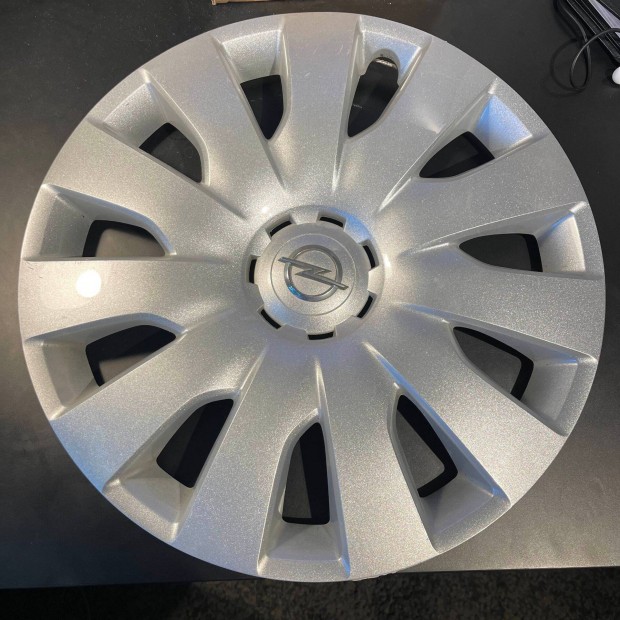 Opel J Astra 16'' dsztrcsa, tiszta, j llapotban