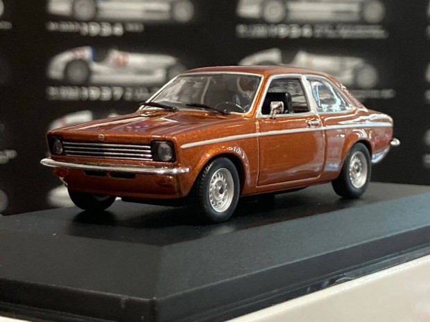 Opel Kadett C Limousine 1974 1:43 1/43 Minichamps Maxichamps Edition