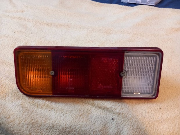Opel Kadett C bal hátsó lámpa
