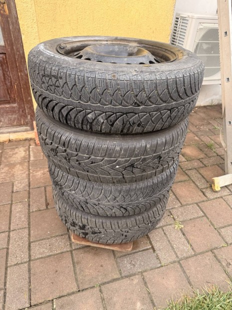 Opel Lemezfelni gumiabronccsal