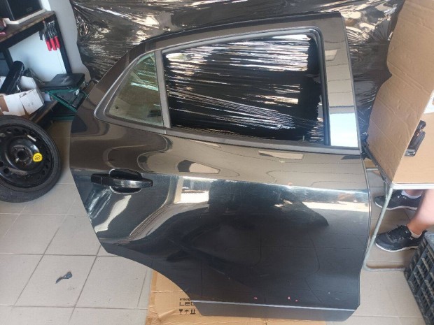 Opel MOKKA Jobb hts Ajt Fekete 10321