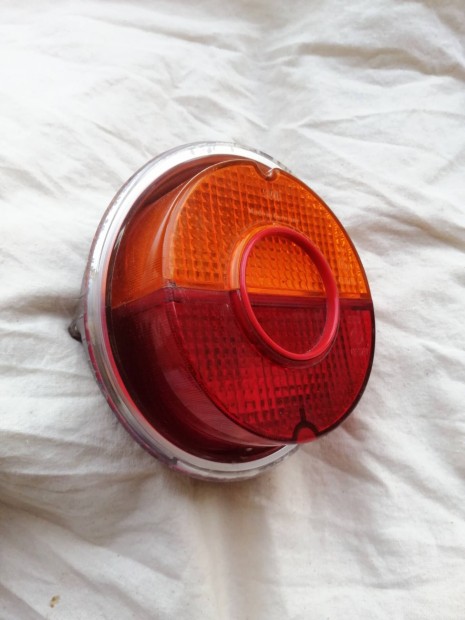 Opel Manta A hatso lampa szep allapotban!
