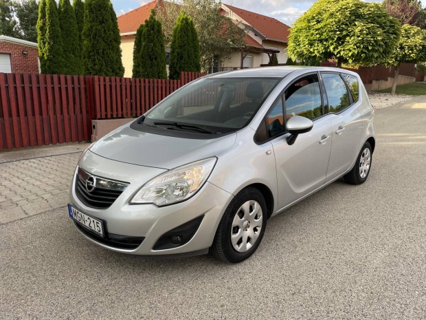 Opel Meriva 1.4 Cosmo magyarorszagi . 180 000 km !