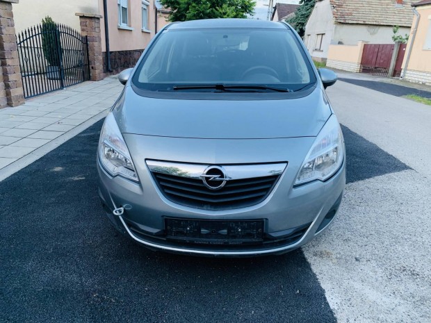 Opel Meriva 1.4 T Active