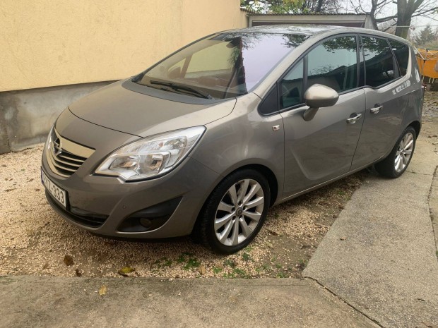 Opel Meriva 1,7D Cosmo, digit klma, tempomat, parkradar, vonhorog