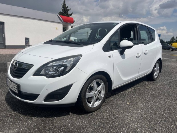 Opel Meriva 1.7 CDTI Active kevés km.szervizkön...
