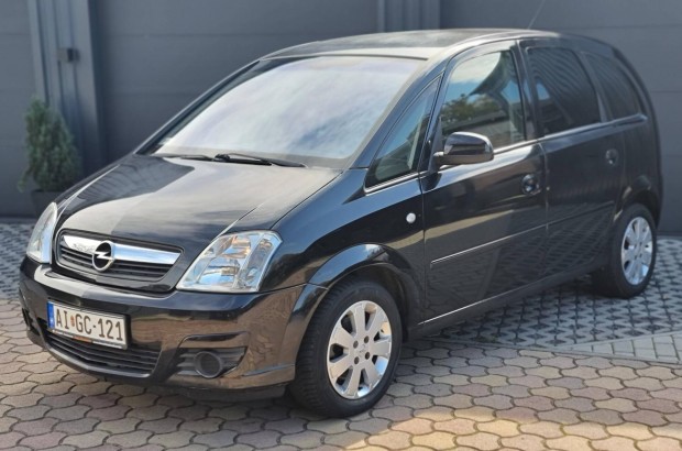Opel Meriva A 1.3 DTI Essentia Digitkl�ma. Gara...