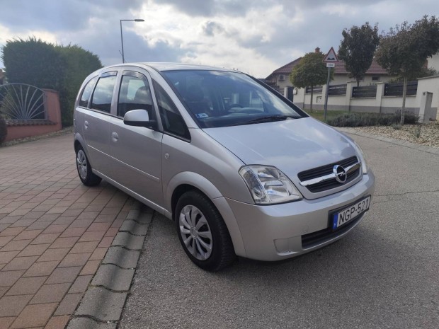 Opel Meriva A 1.6 16V Cosmo Frissen szervizelve...