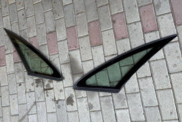 Opel Meriva A bal jobb els fix ablak veg