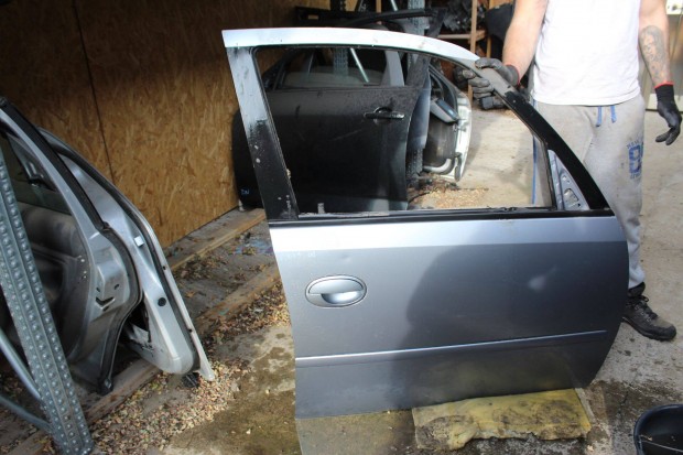 Opel Meriva A facelift Jobb els ajt komlett (479)
