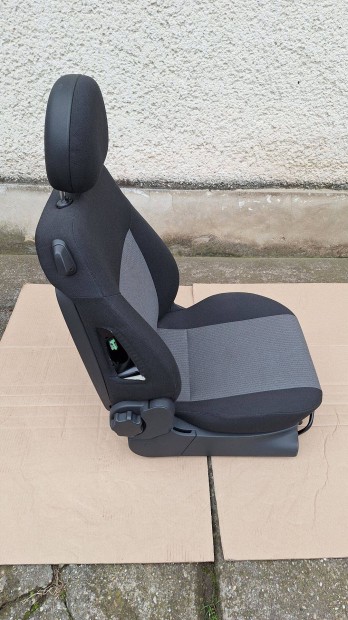 Opel Meriva A jobb els� �l�s