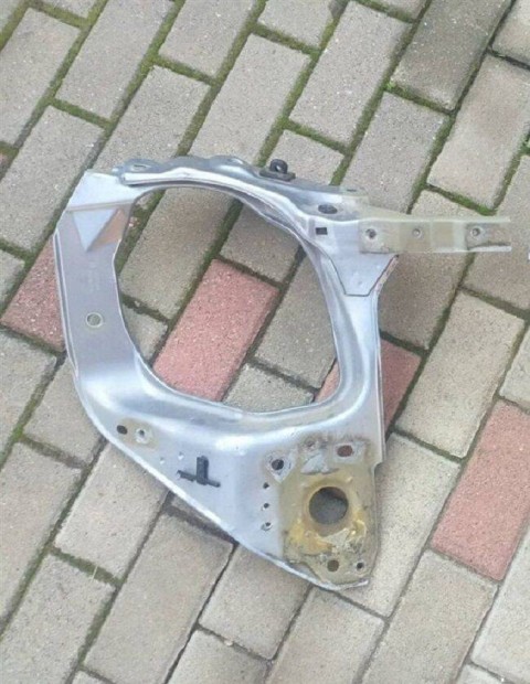 Opel Meriva A jobb lmpa tart fnyszr keret