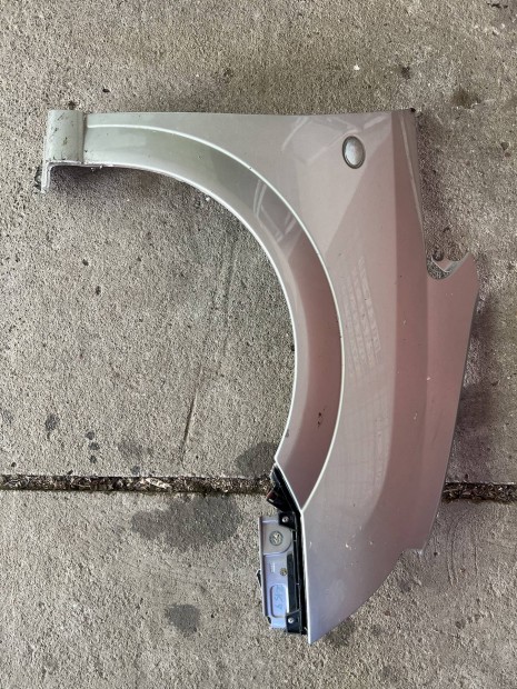 Opel Meriva A jobb sárvédő