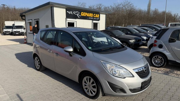 Opel Meriva B 1.4 Active Alkalmi V�tel. Kev�s Km!
