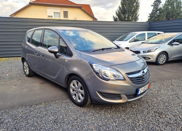 Opel Meriva B 1.4 Cosmo 101 000km - szervízköny...