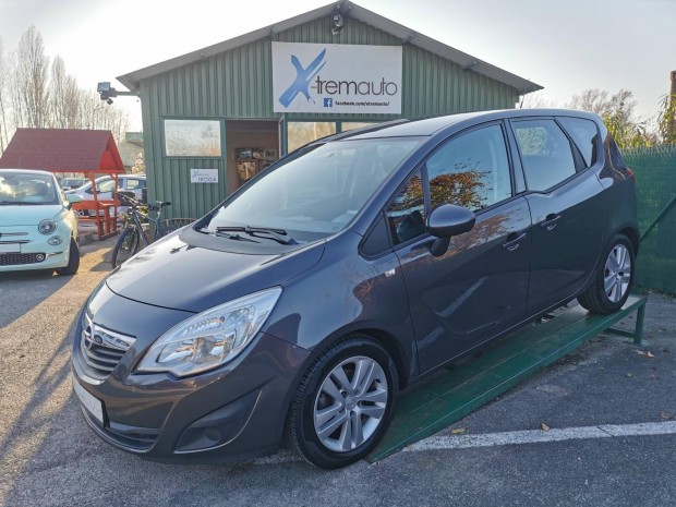 Opel Meriva B 1.4 Cosmo Vgig vezetett szervizk...