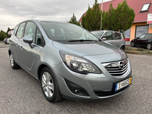 Opel Meriva B 1.4 Cosmo vgig vezetett szervzk...