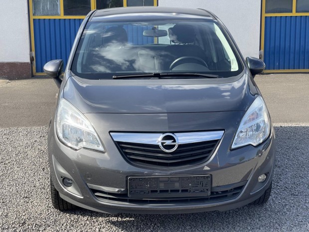 Opel Meriva B 1.4 Design ++89eKM++Vezszkönyv++V...