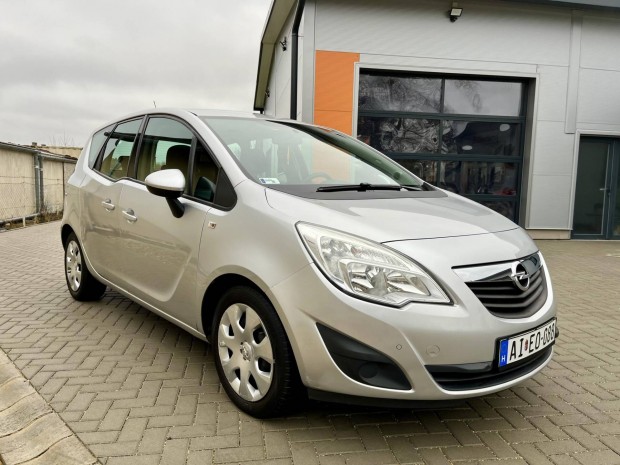 Opel Meriva B 1.4 Enjoy